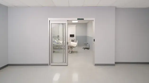 ProCare 8500 ICU door