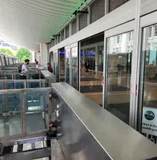 Seattle Monorail Passenger Screen Gates