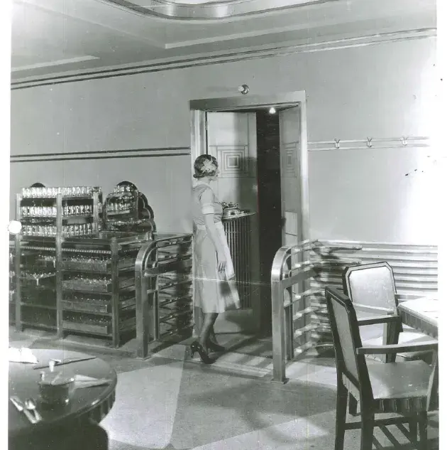 A child in a restaurant.