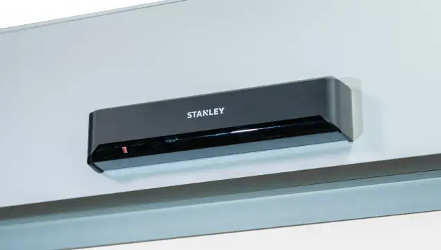 ProCare 8500 ICU door automatic sensor